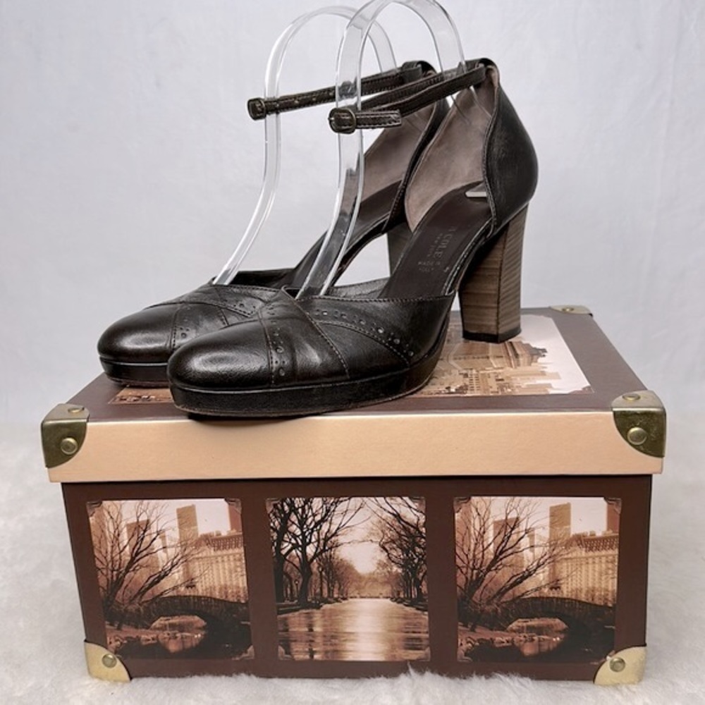 Elegant Kenneth Cole Leather Heel shoes New York made in Italy size 8